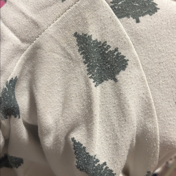 Kate Quinn Holiday Pajamas - Picture 4 of 5